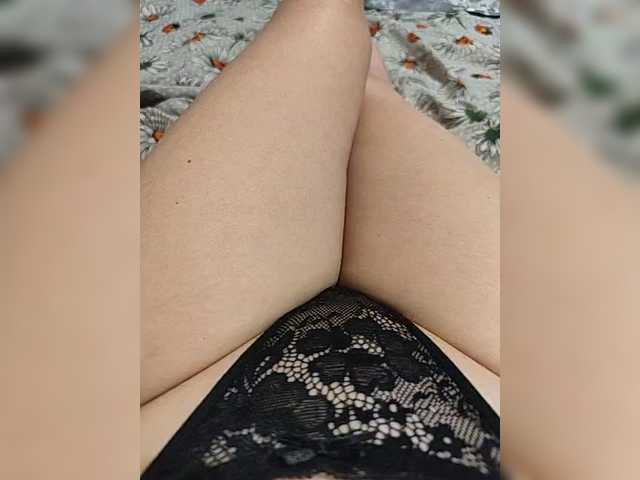 Kiskis-s's BongaCams show and profile