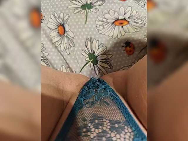 Kiskis-s's BongaCams show and profile