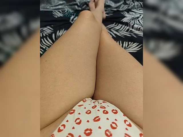 Kiskis-s's BongaCams show and profile