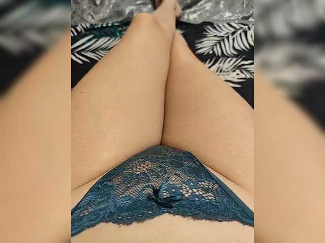 Kiskis-s's BongaCams show and profile