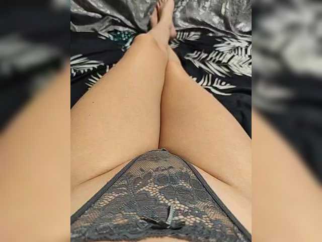 Kiskis-s's BongaCams show and profile