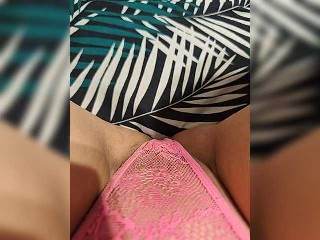 Kiskis-s's BongaCams show and profile