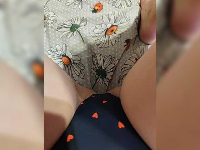 Kiskis-s's BongaCams show and profile