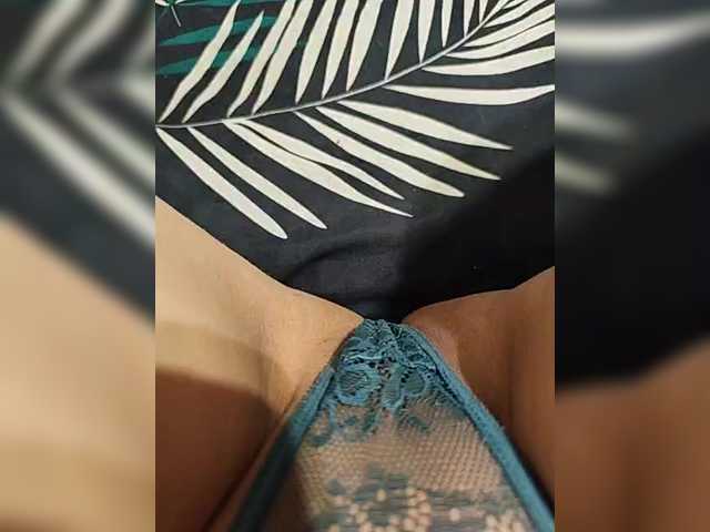 Kiskis-s's BongaCams show and profile