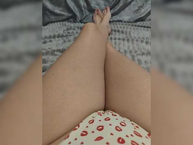 Kiskis-s's BongaCams show and profile