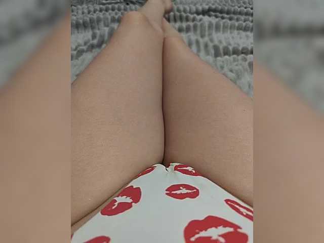 Kiskis-s's BongaCams show and profile