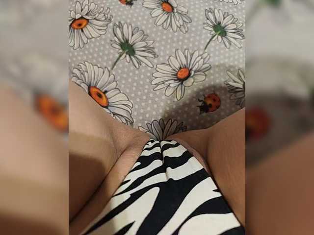 Kiskis-s's BongaCams show and profile