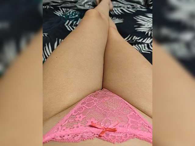 Kiskis-s's BongaCams show and profile