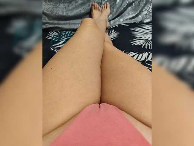 Kiskis-s's BongaCams show and profile