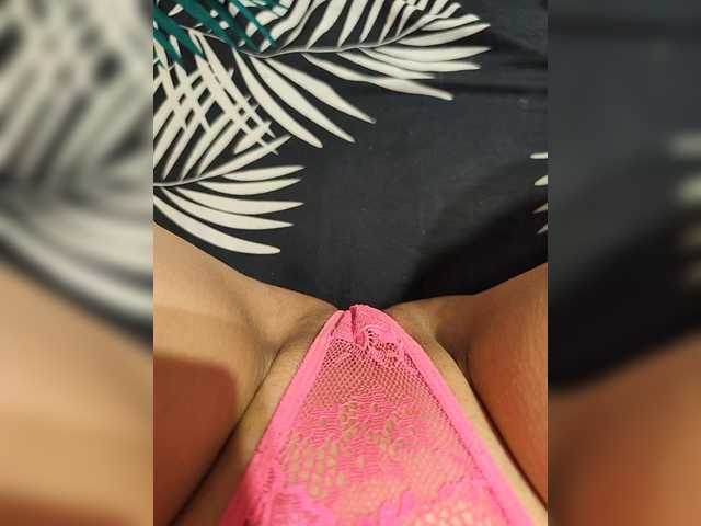 Kiskis-s's BongaCams show and profile