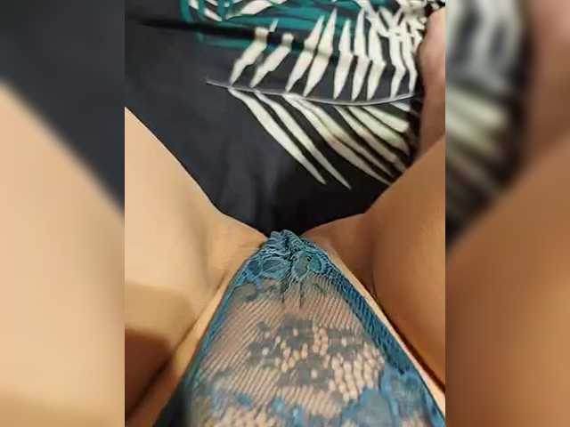 Kiskis-s's BongaCams show and profile