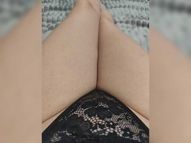 Kiskis-s's BongaCams show and profile