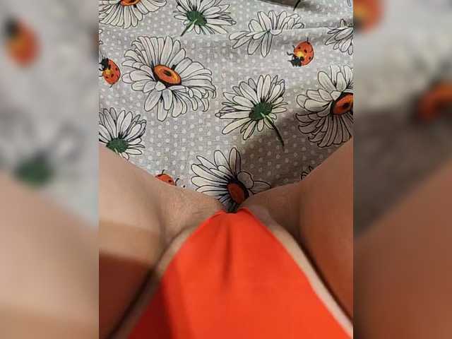 Kiskis-s's BongaCams show and profile