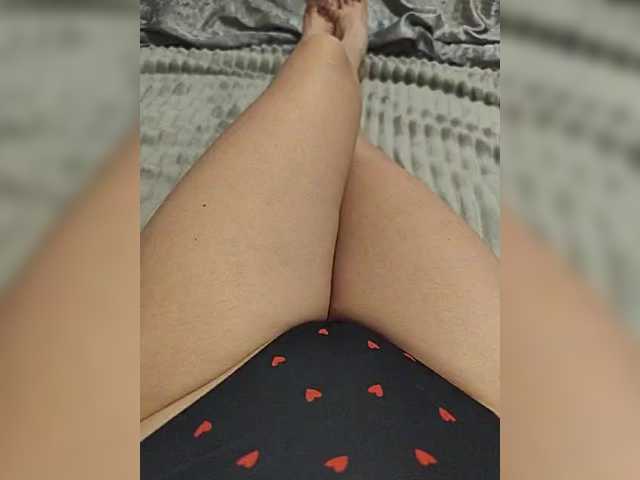 Kiskis-s's BongaCams show and profile