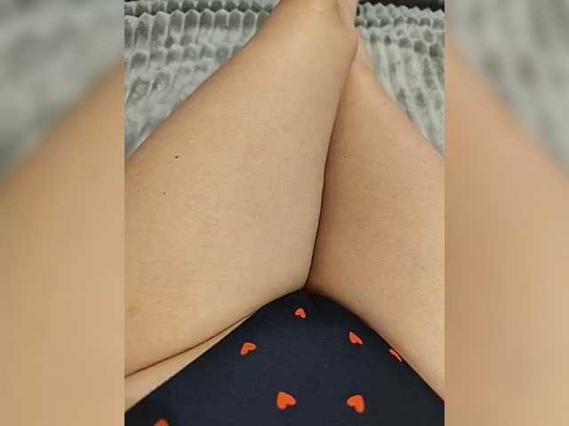 Kiskis-s's BongaCams show and profile