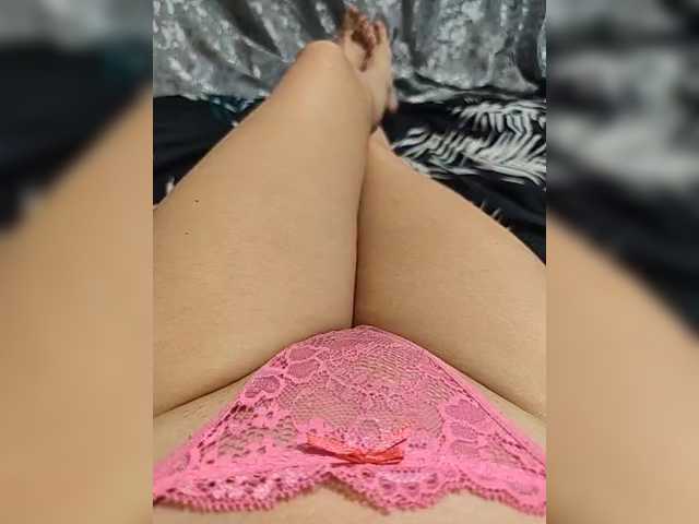 Kiskis-s's BongaCams show and profile