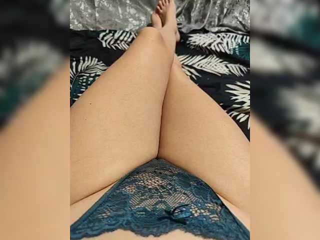 Kiskis-s's BongaCams show and profile