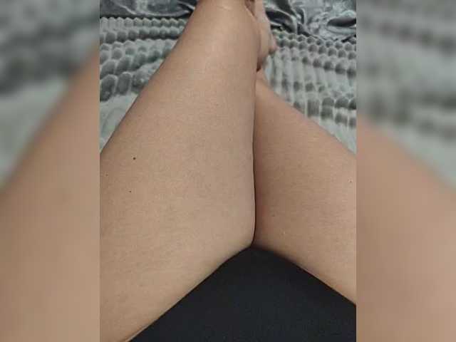 Kiskis-s's BongaCams show and profile