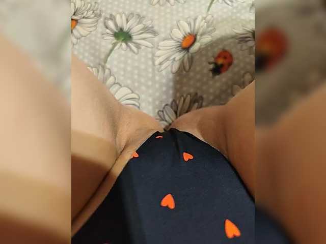 Kiskis-s's BongaCams show and profile