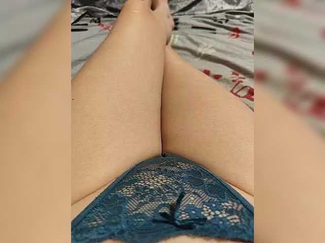 Kiskis-s's BongaCams show and profile