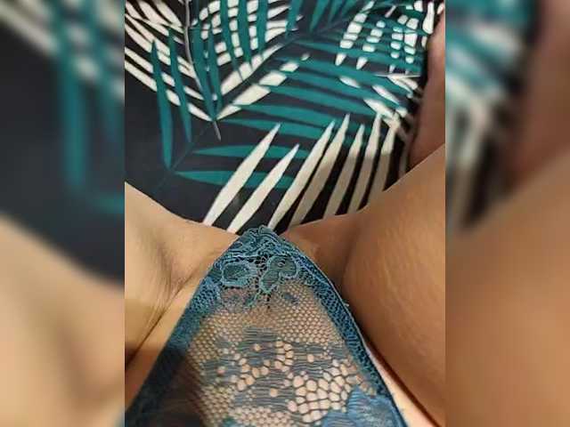 Kiskis-s's BongaCams show and profile