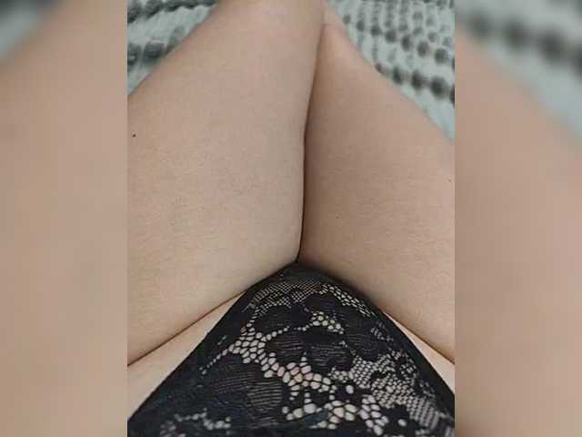 Kiskis-s's BongaCams show and profile