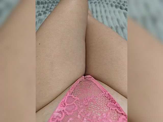 Kiskis-s's BongaCams show and profile