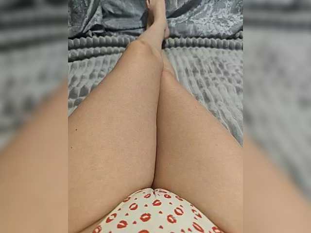 Kiskis-s's BongaCams show and profile