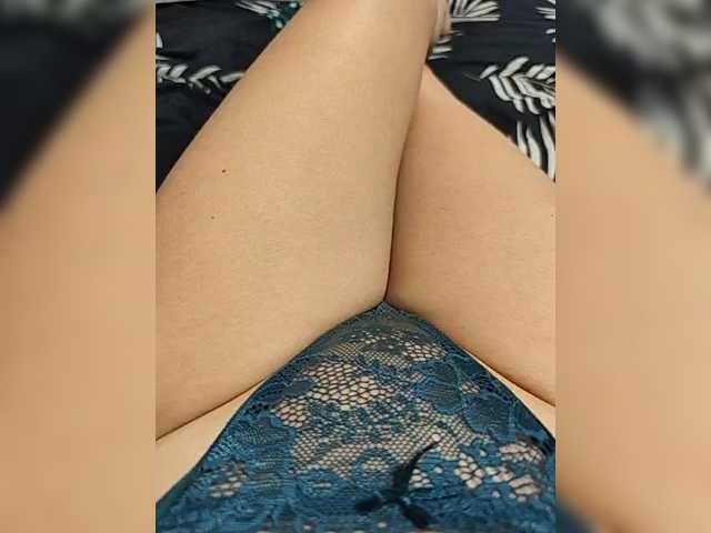 Kiskis-s's BongaCams show and profile