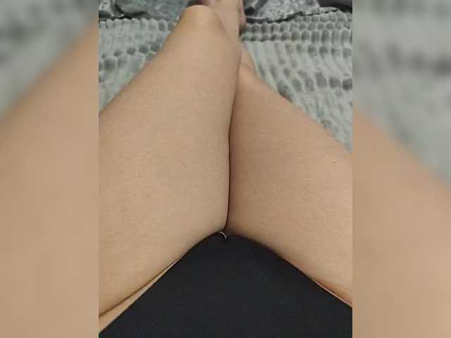 Kiskis-s's BongaCams show and profile