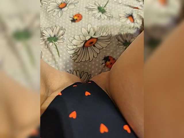 Kiskis-s's BongaCams show and profile