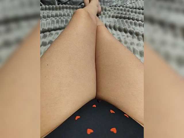 Kiskis-s's BongaCams show and profile