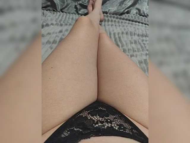 Kiskis-s's BongaCams show and profile