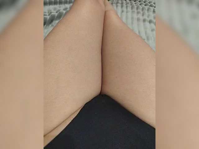 Kiskis-s's BongaCams show and profile