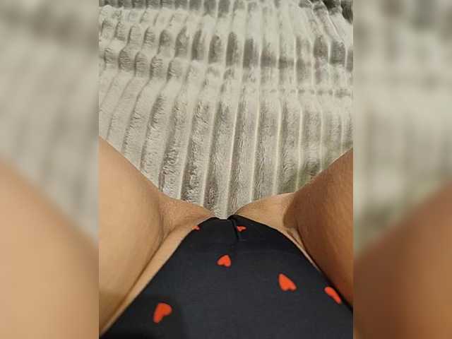 Kiskis-s's BongaCams show and profile