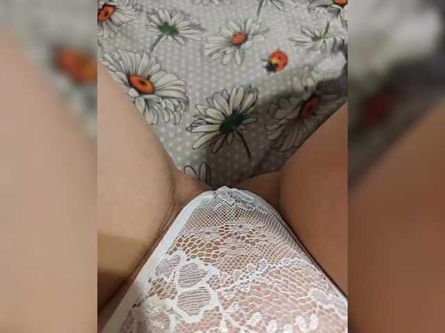 Kiskis-s's BongaCams show and profile