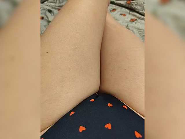 Kiskis-s's BongaCams show and profile