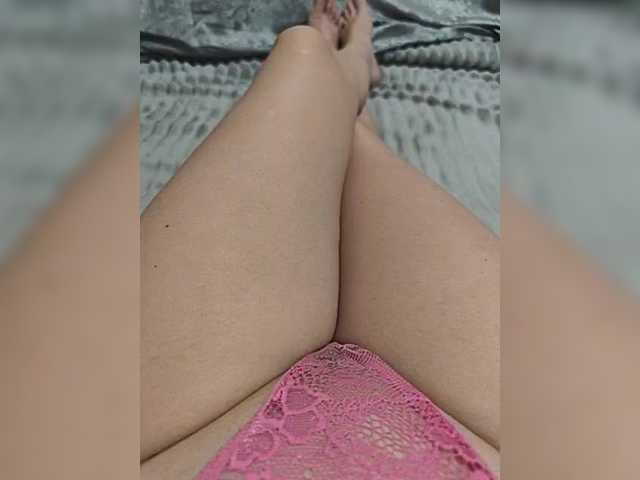 Kiskis-s's BongaCams show and profile