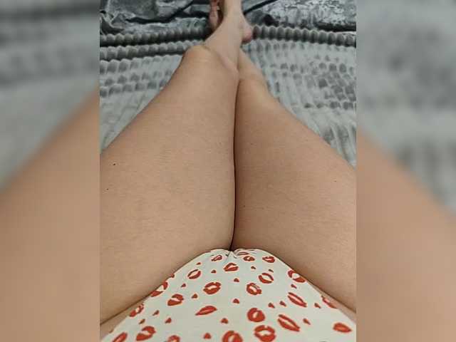 Kiskis-s's BongaCams show and profile