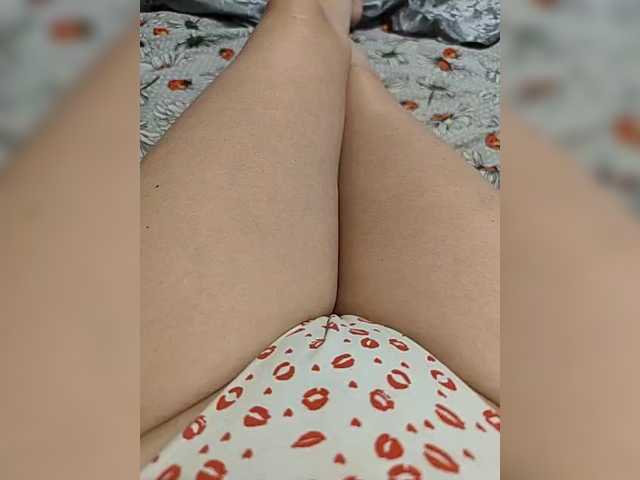 Kiskis-s's BongaCams show and profile