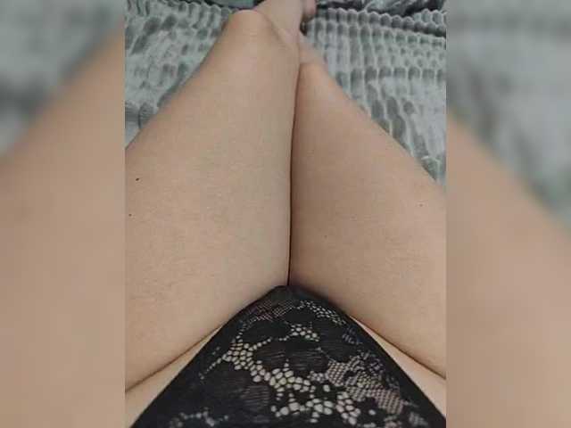 Kiskis-s's BongaCams show and profile