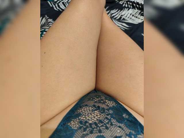 Kiskis-s's BongaCams show and profile