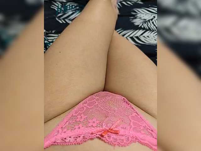 Kiskis-s's BongaCams show and profile