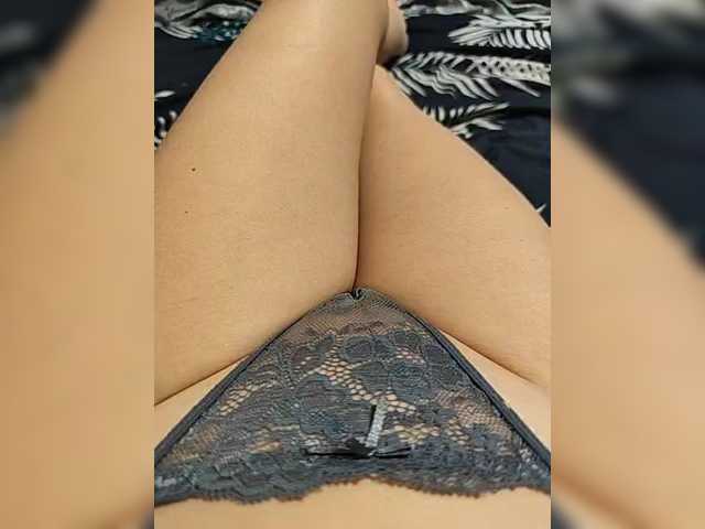 Kiskis-s's BongaCams show and profile