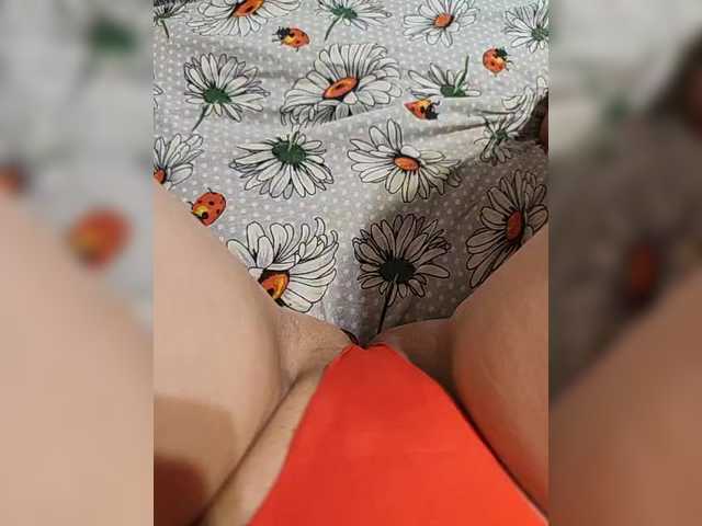 Kiskis-s's BongaCams show and profile