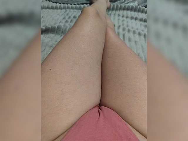 Kiskis-s's BongaCams show and profile