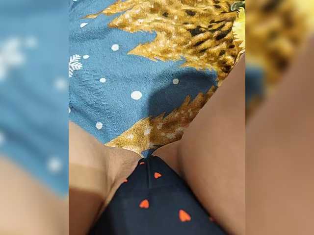 Kiskis-s's BongaCams show and profile