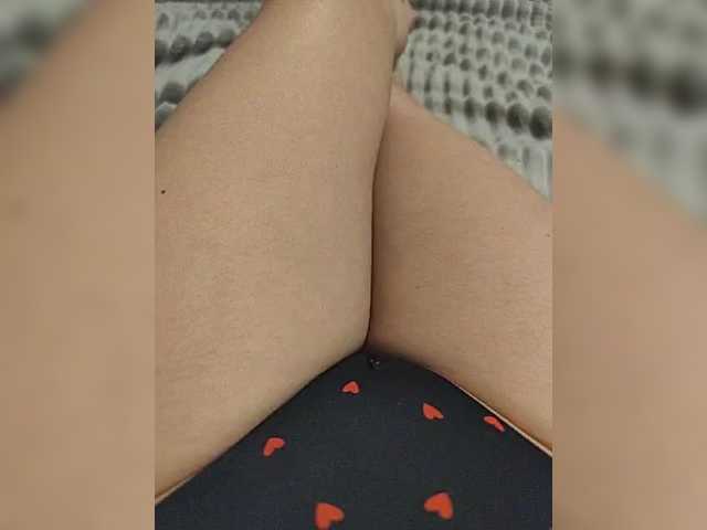 Kiskis-s's BongaCams show and profile