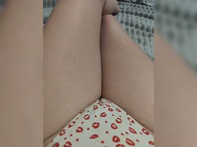 Kiskis-s's BongaCams show and profile