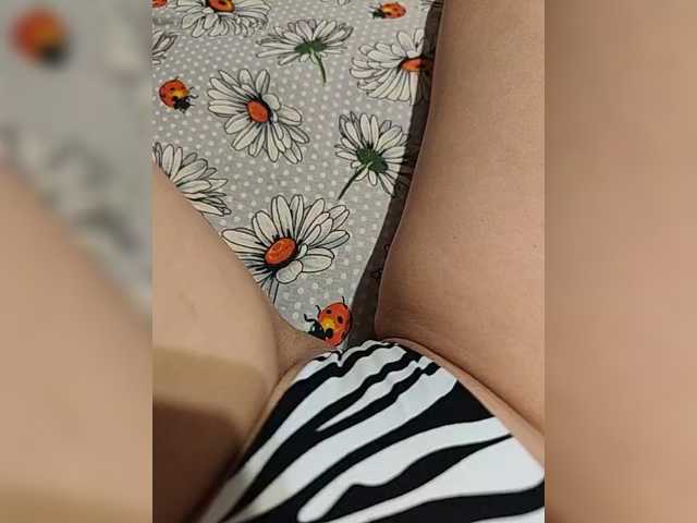 Kiskis-s's BongaCams show and profile